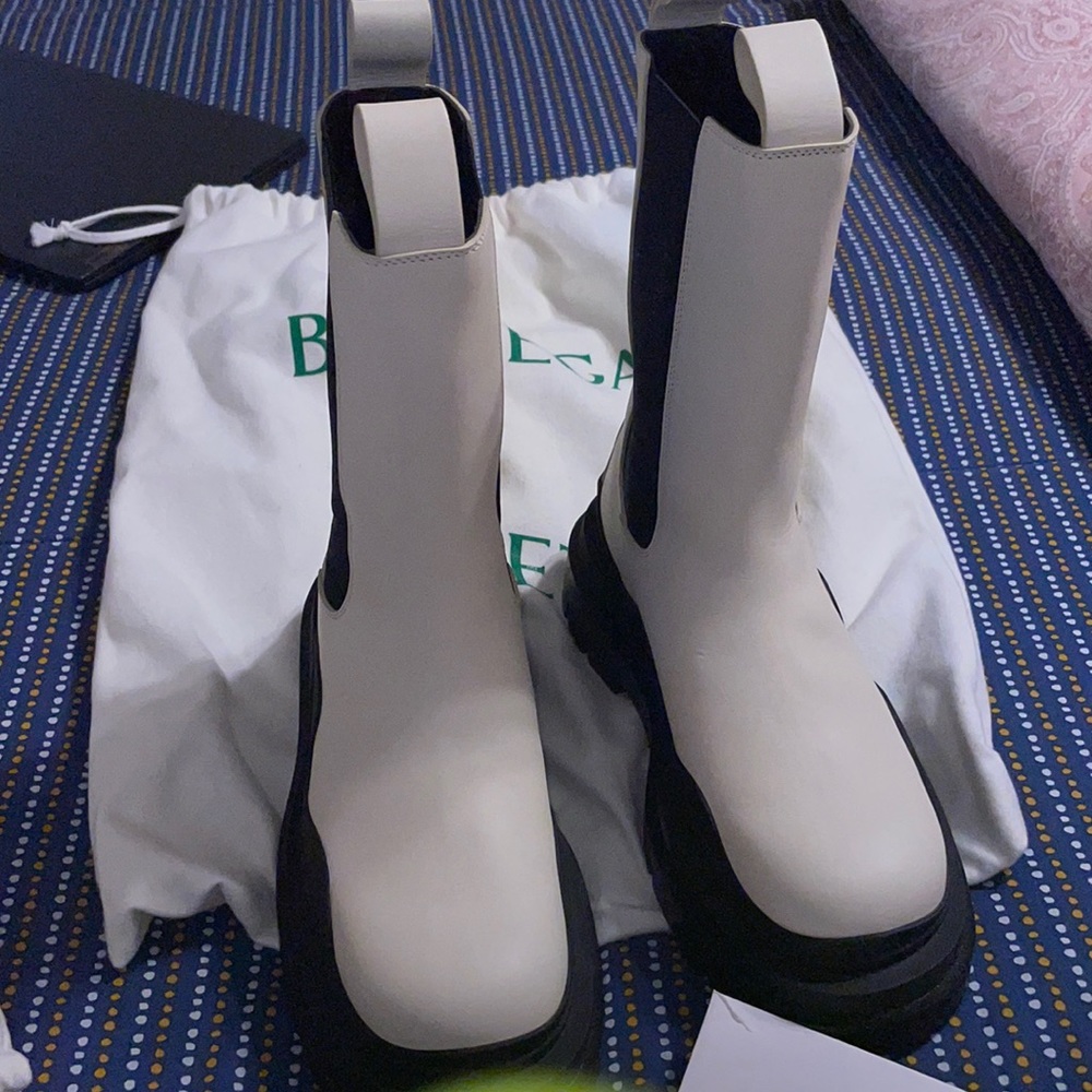 Authentic Bottega Veneta boots